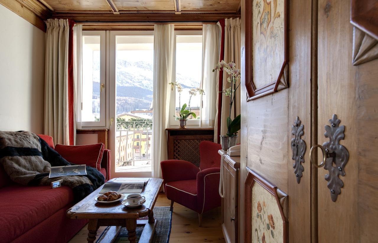 Cortina Hotel 4*
